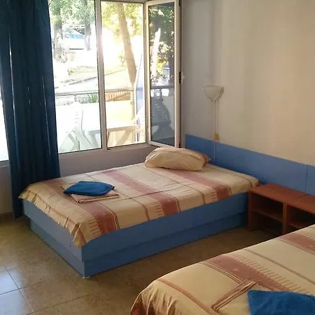 Szálloda Park 1 Kiten